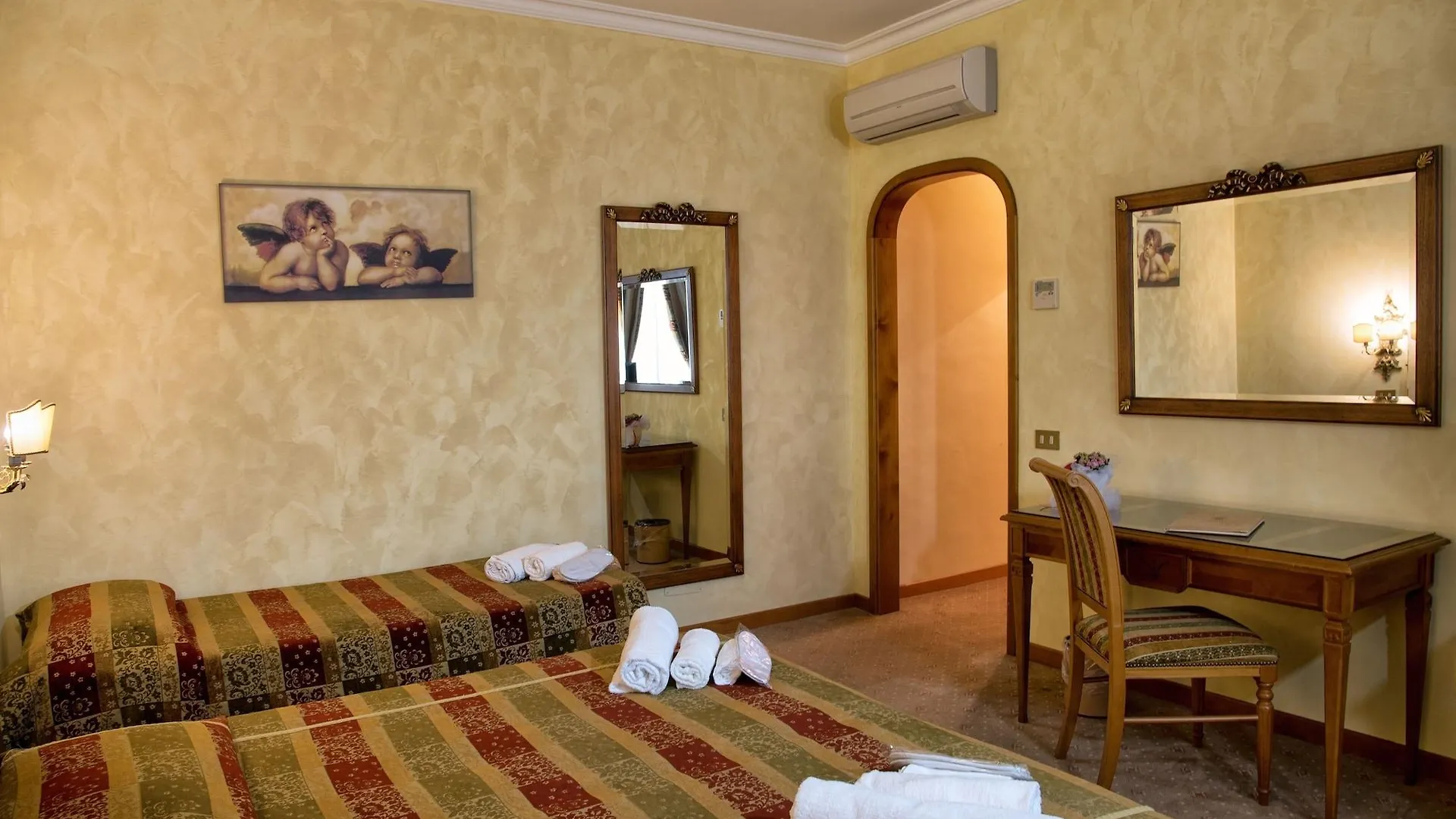 ****  Grand Hotel Helio Cabala Marino Italy